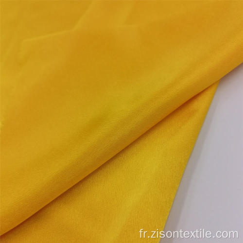 Tissus en satin de polyester tissé teint en jaune avec dos en crêpe uni